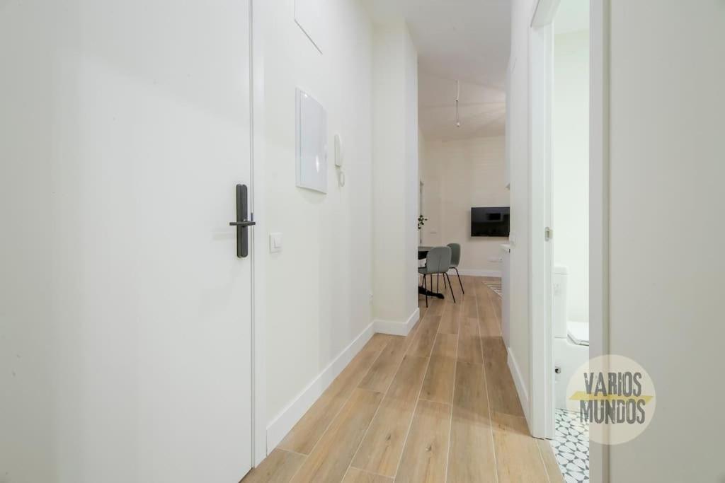 Cozy Y Centrico Apt Para 6Pax En Plaza Del Carmen E2 마드리드 외부 사진